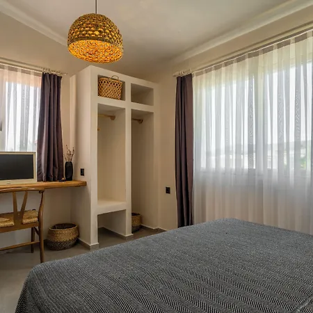 Art Otel 2*